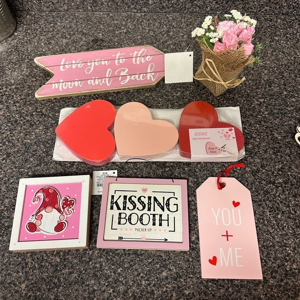 Valentine Tiered Tray Decoration Bundle